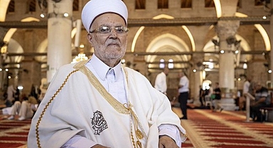 İsrail, Mescid-i Aksa İmamı Şeyh İkrime Sabri'nin Evini Yıkmak İçin Tahliye Emri Verdi!